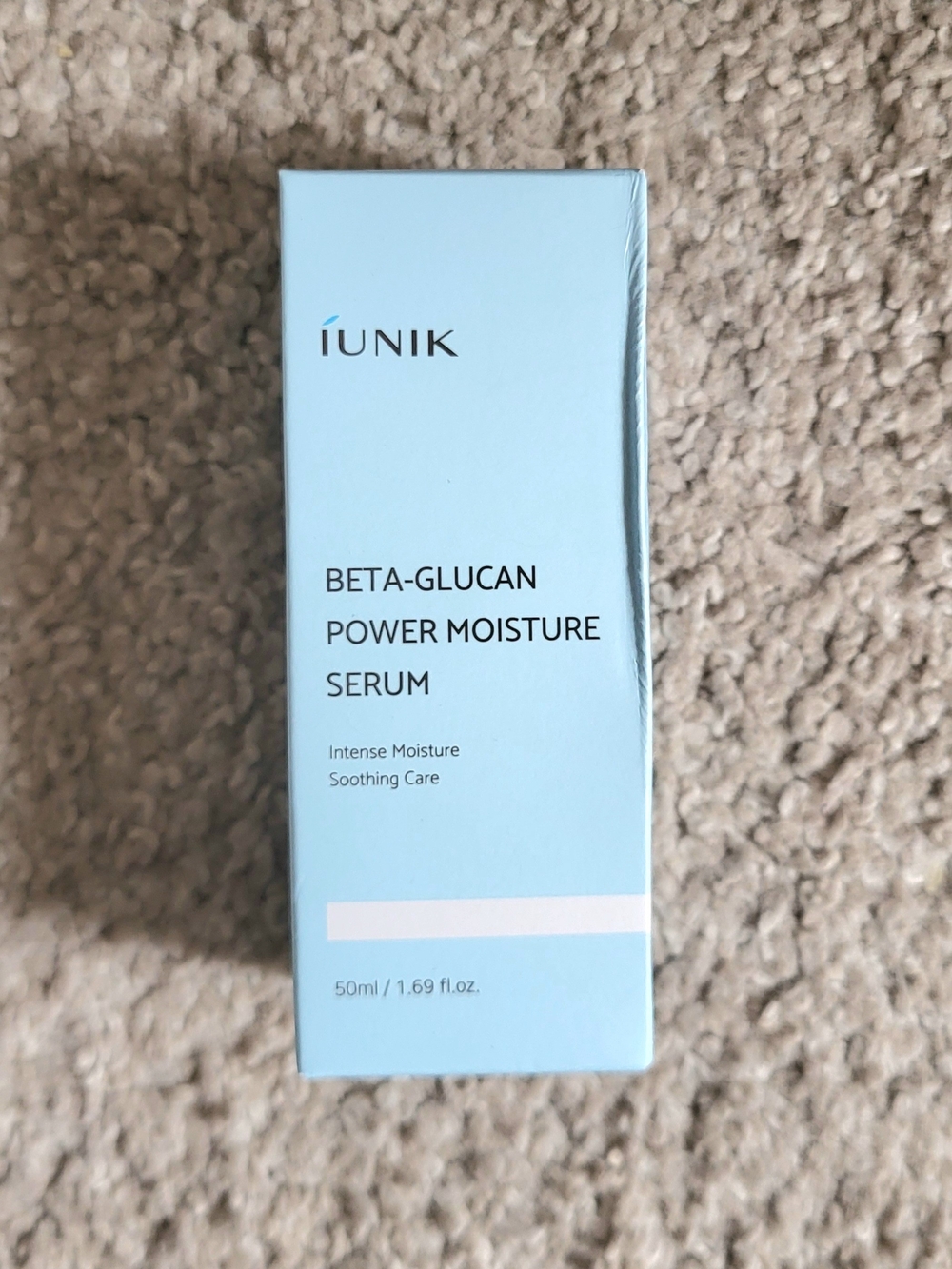 Unik Beta-Glucan Power Moisture Serum - Light Blue Packaging
